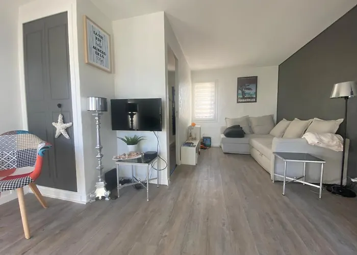 Carqueiranne Studio De Charme Proche Plages