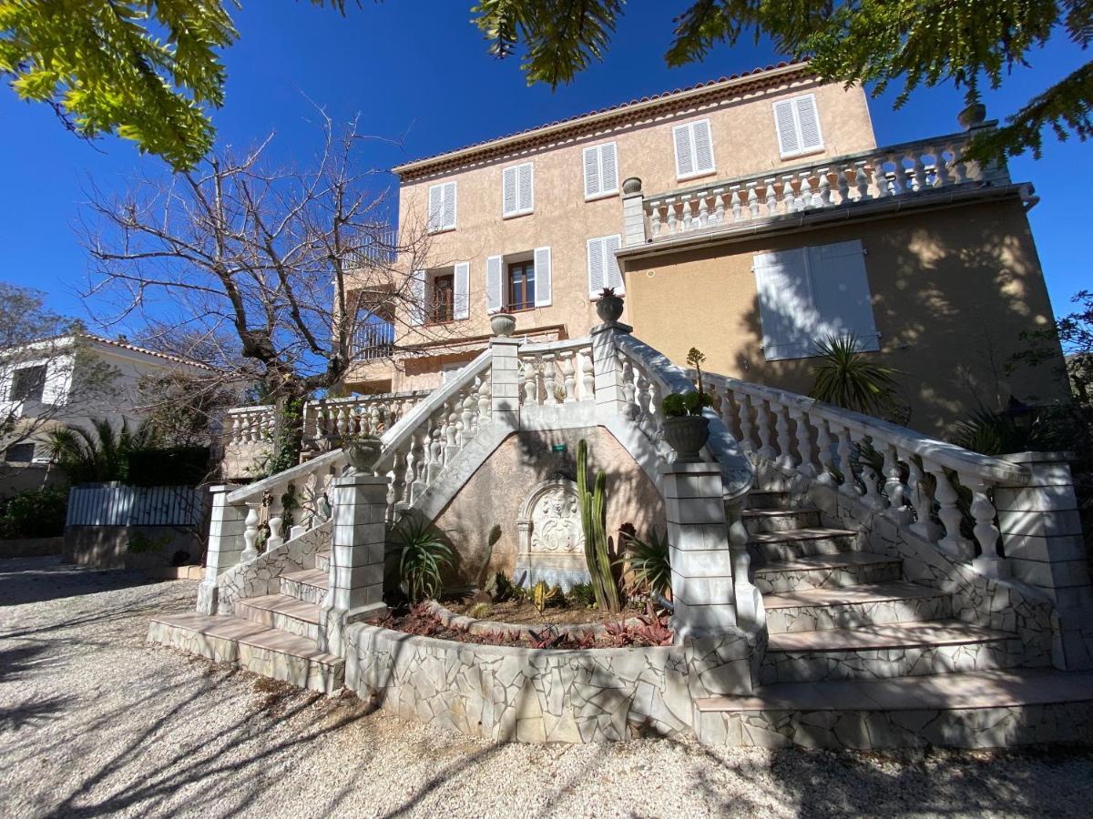 Apartment De Charme Proche Plages Carqueiranne